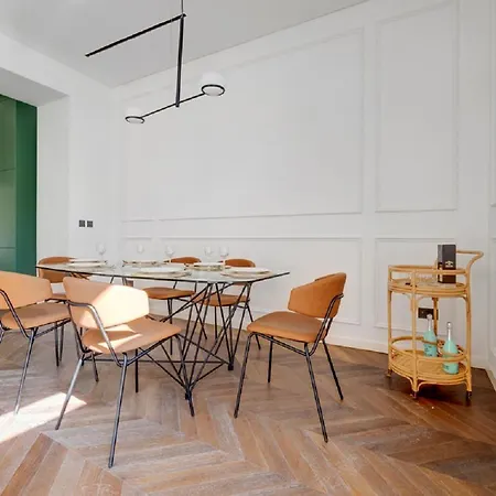 Charming Situated In One Of Valletta's Oldest Areas La Valette
